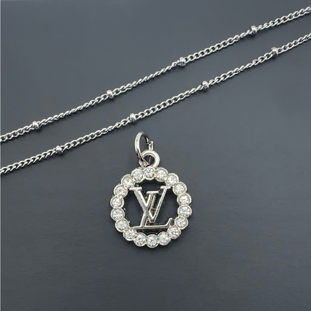 AUTHENTIC LOUIS VUITTON RHINESTONE LV SILVER TONE ZIPPER PULL PENDANT